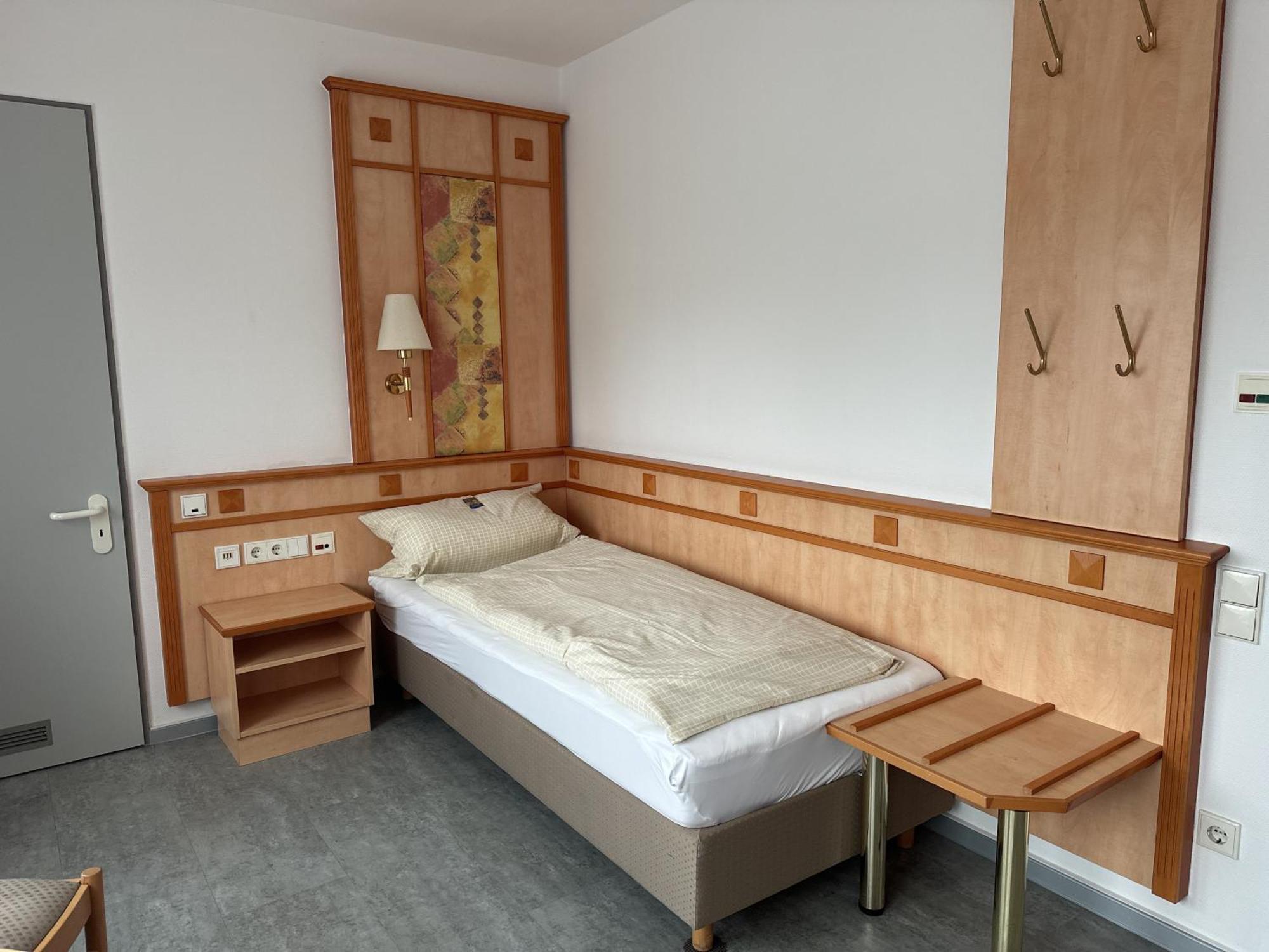 Hotel Wetterau - Self-Check-In Wölfersheim Eksteriør billede
