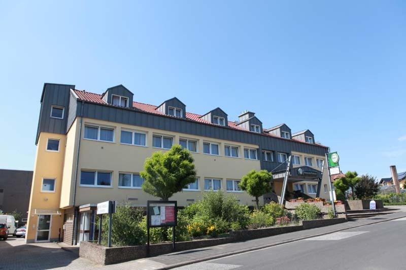 Hotel Wetterau - Self-Check-In Wölfersheim Eksteriør billede